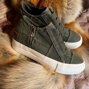 Blowfish platform sneakers